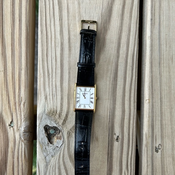 Seiko SUP880 Watch - Picture 8 of 10